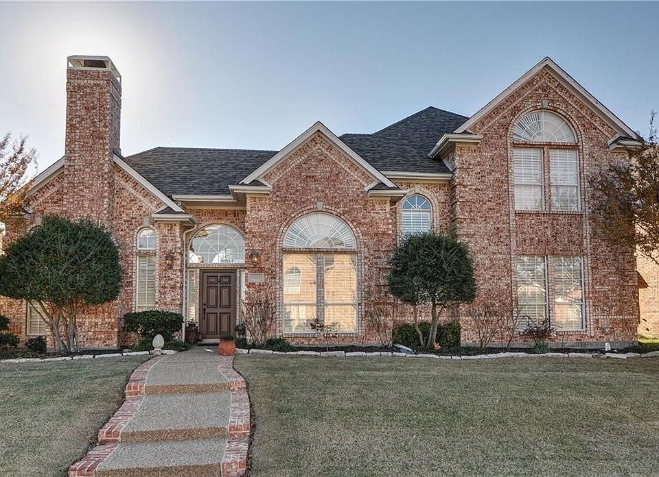 1st image of 4536 Waterford Dr