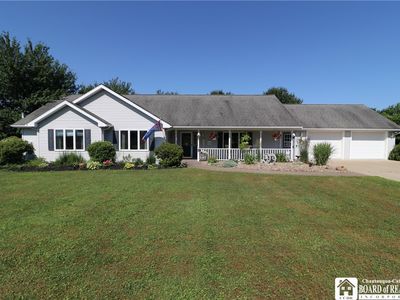 11867 Bennett State Rd, Silver Creek, NY, 14136