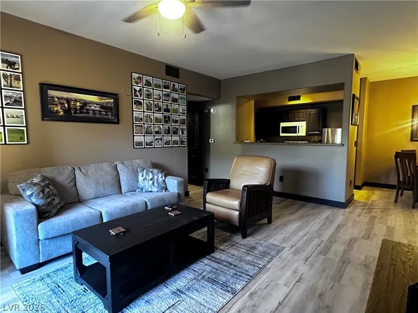 8000 Badura Ave Unit 1001, Las Vegas, NV 89113