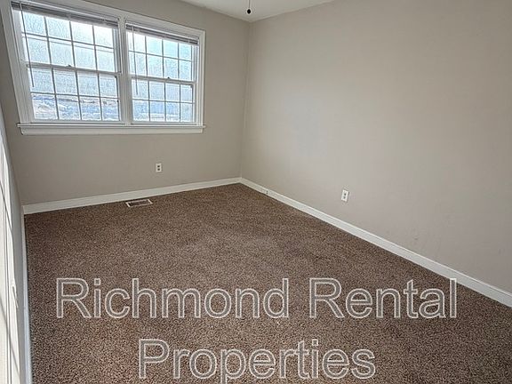 5th image of 2121 Lauderdale Dr