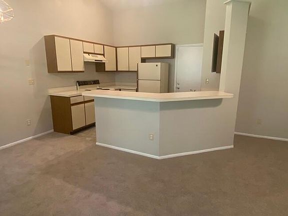 4th image of 2425 Pewter Ct