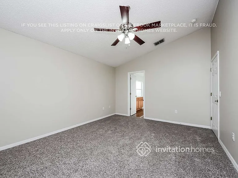 310 Sherborne Ln — Photo 9