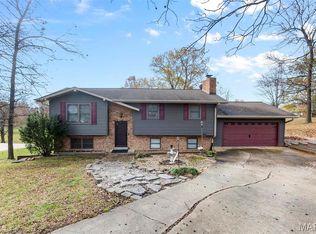 2233 Ridge Rd, Jackson, MO 63755