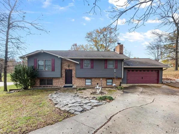 2233 Ridge Rd, Jackson, MO 63755