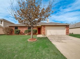1437 Macy Ln, Dallas, TX 75253