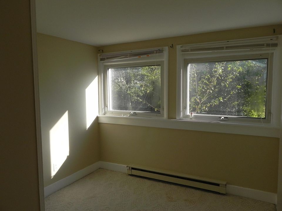 11 N Baltimore St, Franklintown, PA 17323 Zillow