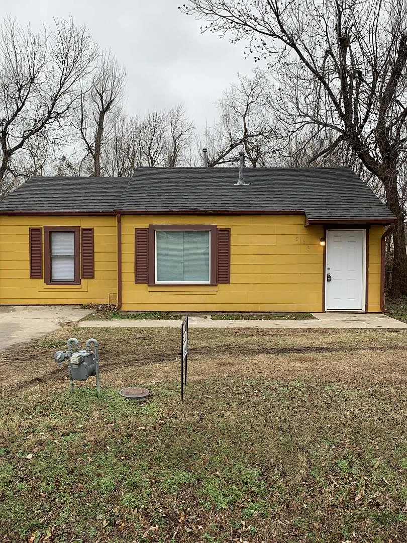 Property Photo - 512 S Morrison Ave