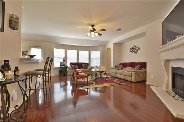 1st image of 132 Justin Leonard Dr