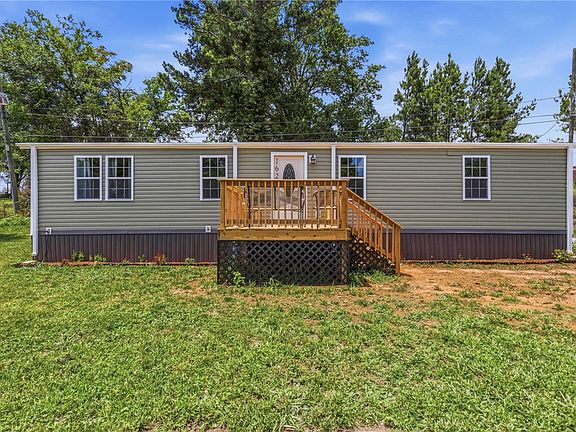 3rd image of 162 Crest Cir