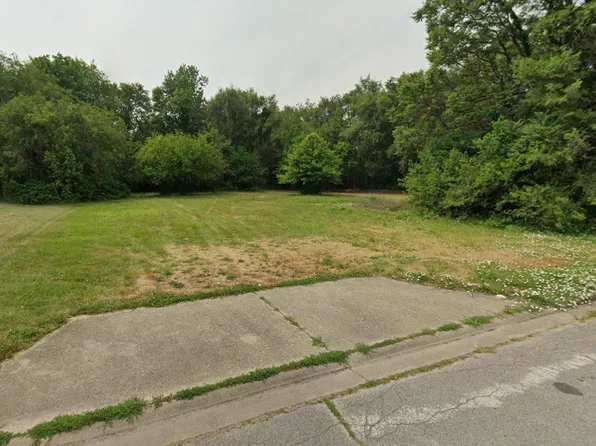700 N 22nd St, Terre Haute, IN 47807