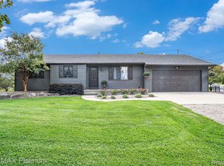 4805 Musson Rd, Howell, MI 48855