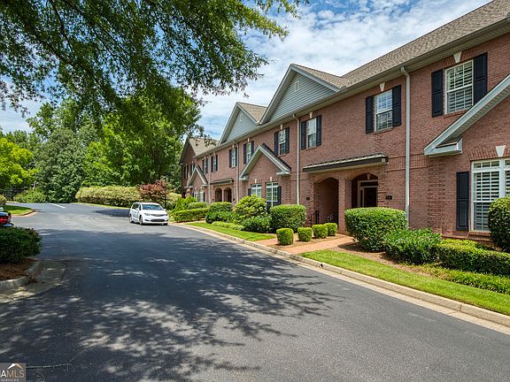 2nd image of 1950 Buford Dam Rd APT 105