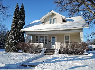 820 S Grove Ave, Owatonna, MN 55060