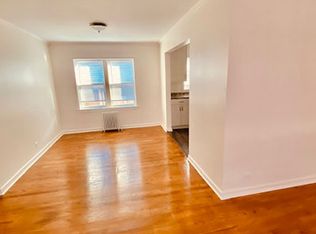 620 Hull Ter #3E, Evanston, IL 60202