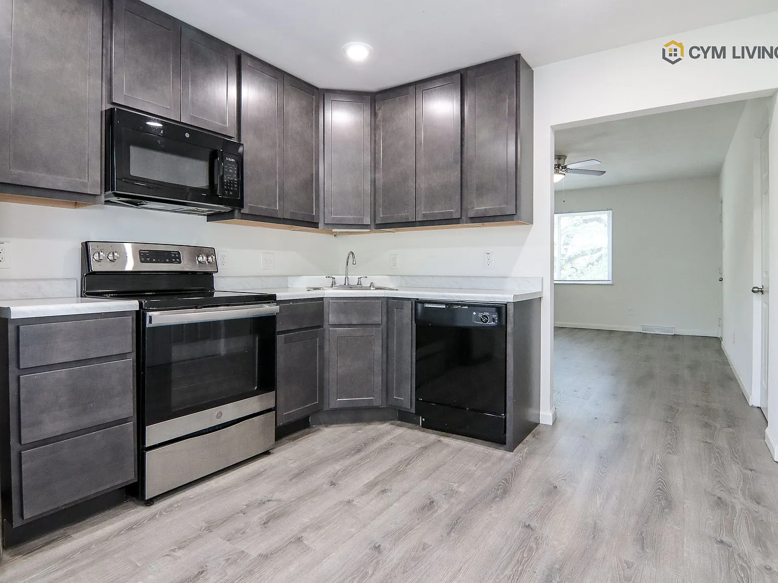 The Anchor Apartments — Photo 2