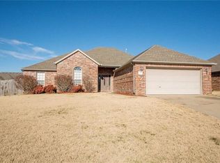 1962 Willow Ridge Ave, Springdale, AR 72764