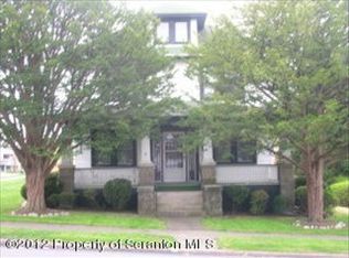 1818 Green Ridge St, Dunmore, PA 18509