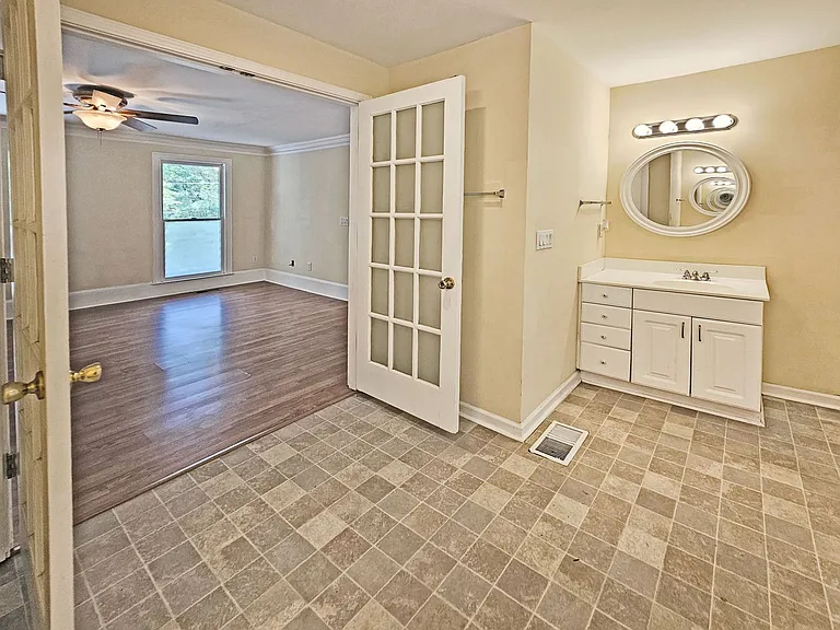 1653 Wildwood Rd NE — Photo 33