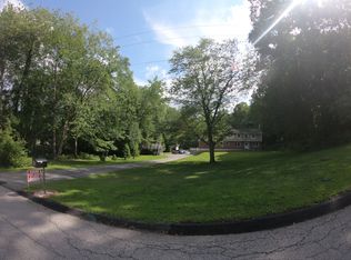 43 Pigott Rd, Mahopac, NY 10541