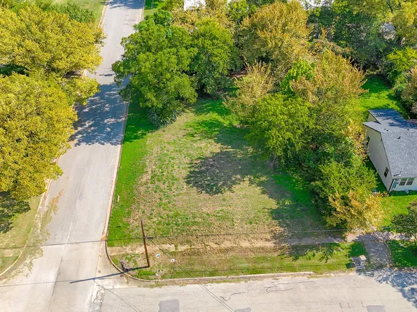 1119 E Collin St, Corsicana, TX 75110