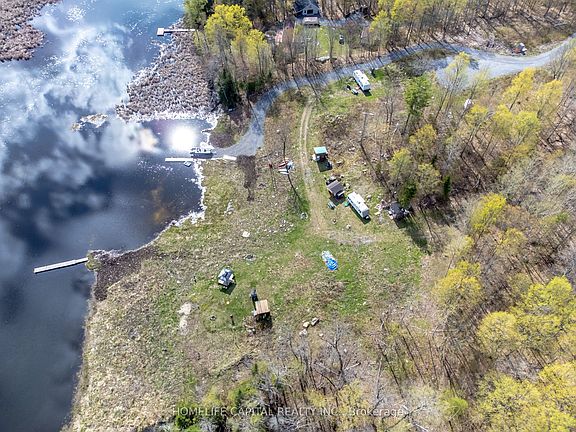 3rd image of 211 Lacourse Ln