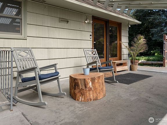 3rd image of 510 W 16th Street