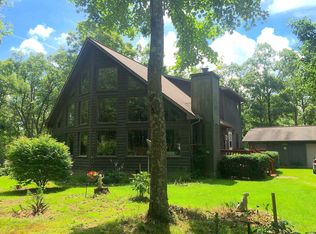 302 Pond Rd, Monterey, TN 38574