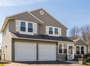 5182 Novara Ln, Clay, NY