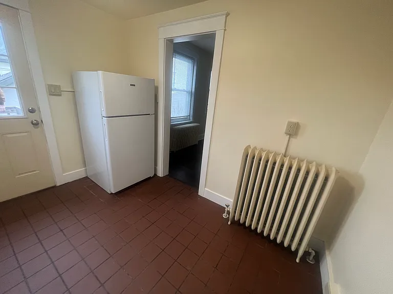 2311 Penn Ave — Photo 12