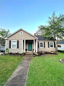 208 Cane Hill St, Van Buren, AR, 72956