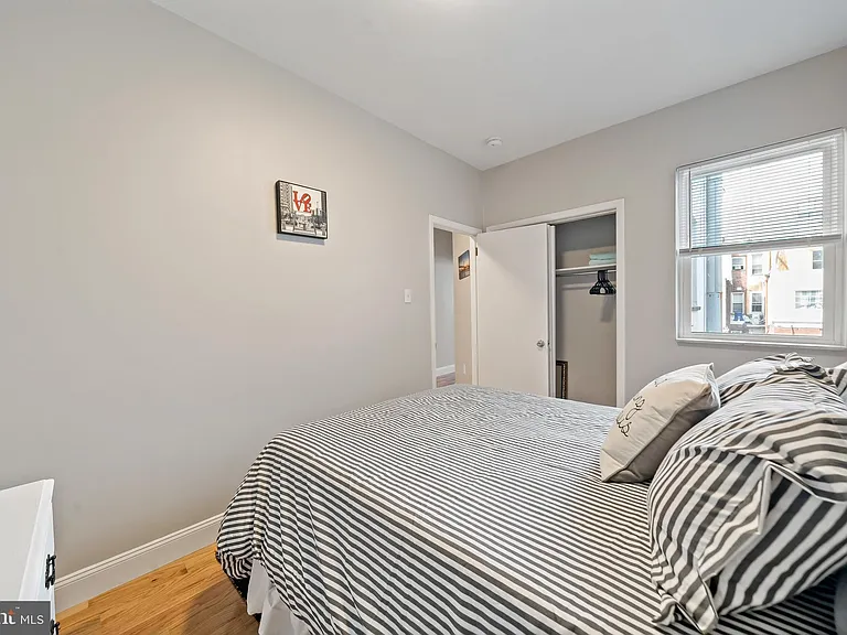 2126 S Iseminger St — Photo 19