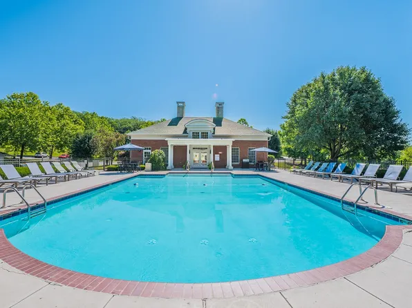 The Preserve at Beckett Ridge Apartments and Townhomes