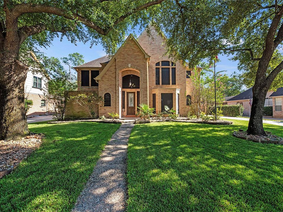 1st image of 5823 Ashmere Ln