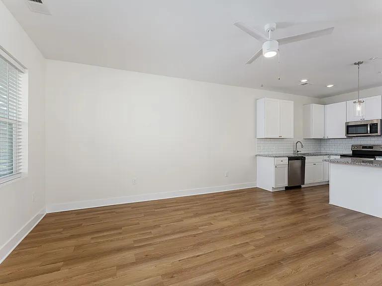 816 Nixon St #D — Photo 9