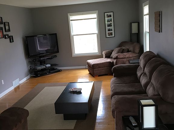 4th image of 5638 Millwood Dr