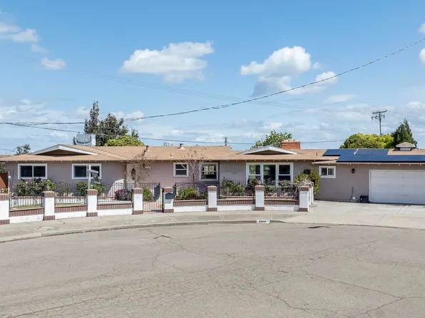 3900 Belle Dr, Antioch, CA 94509