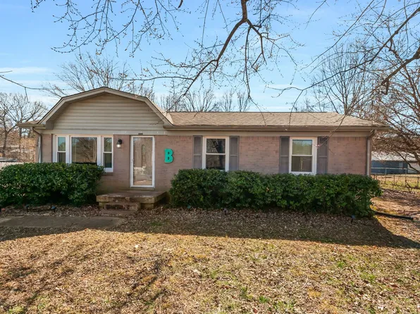 10191 W Oak Dr, Bon Aqua, TN 37025