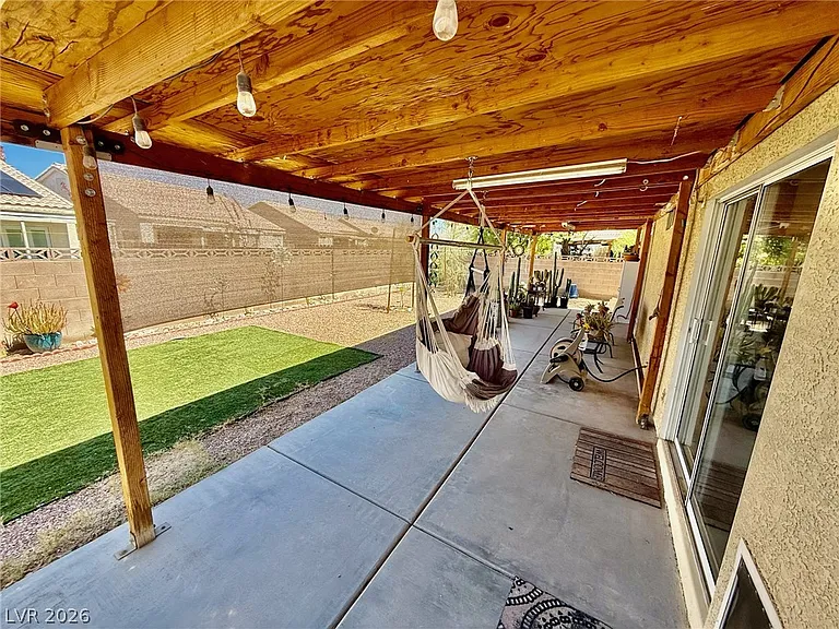 1708 Crystal Chimes Dr — Photo 18