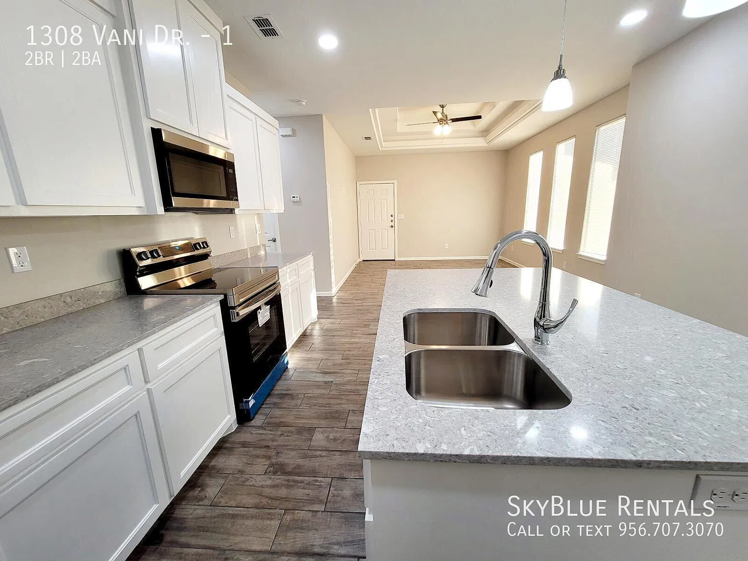 "Charming 2-Bed, 2-Bath Retreat in Weslaco - Spacious 947 Sq. Ft. at 1308 Vani Dr.!" — Photo 3