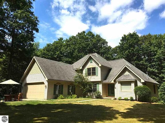 2nd image of 12990 S Woodhaven Ln