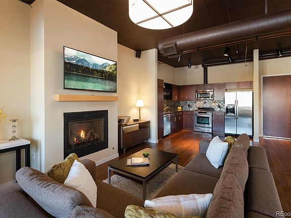 4th image of 3601 Arapahoe Ave Unit 411