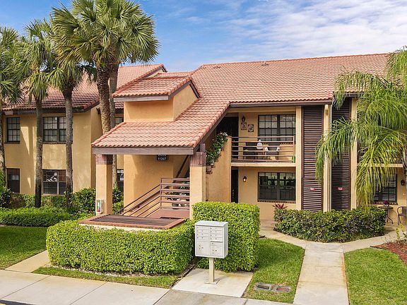 2nd image of 11209 Aspen Glen Drive #202
