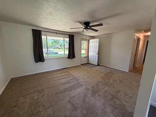 285 Lawson Ave Photo 1