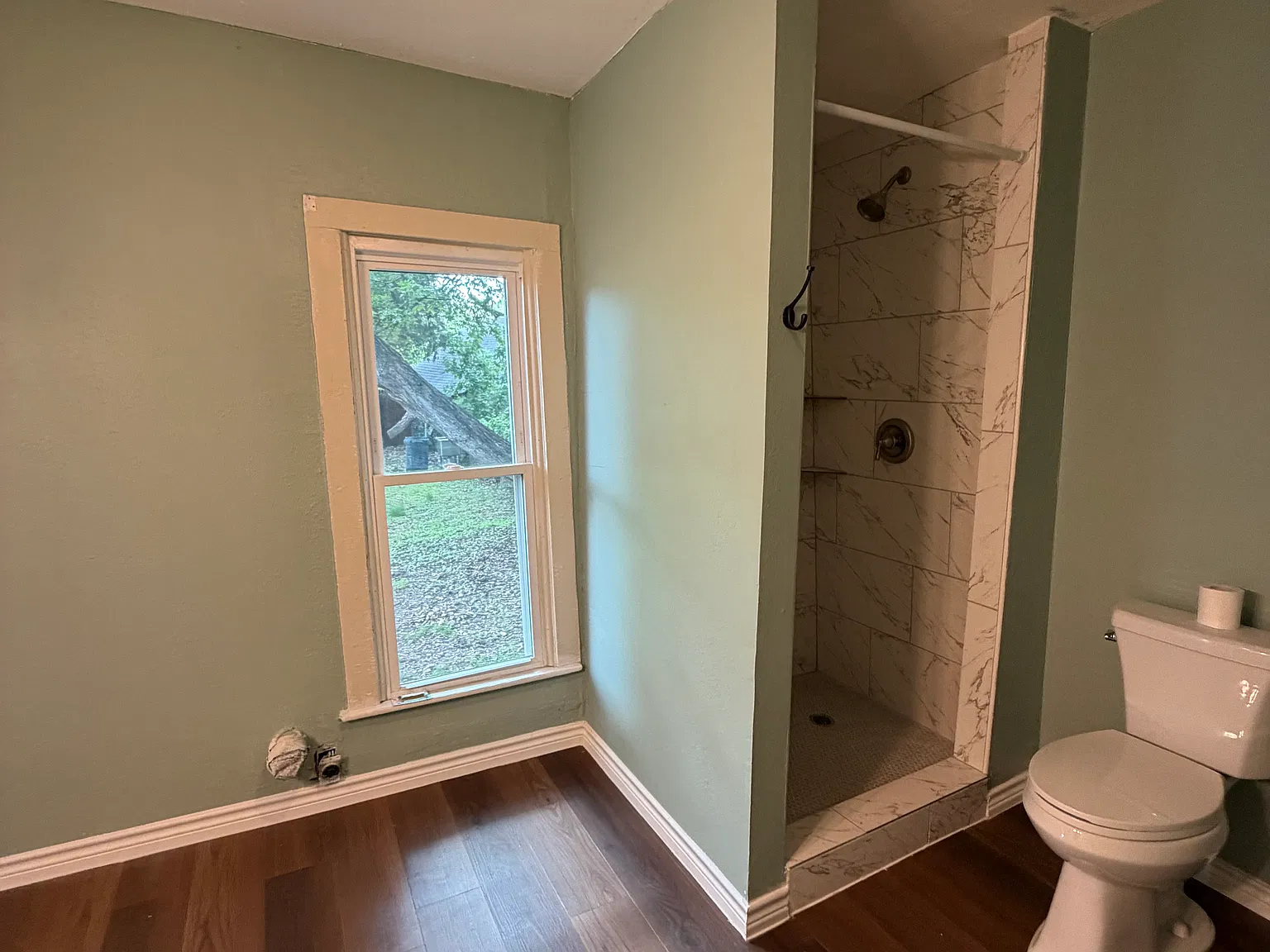 3 bed, 1400 sqft, $1,400 — Photo 4