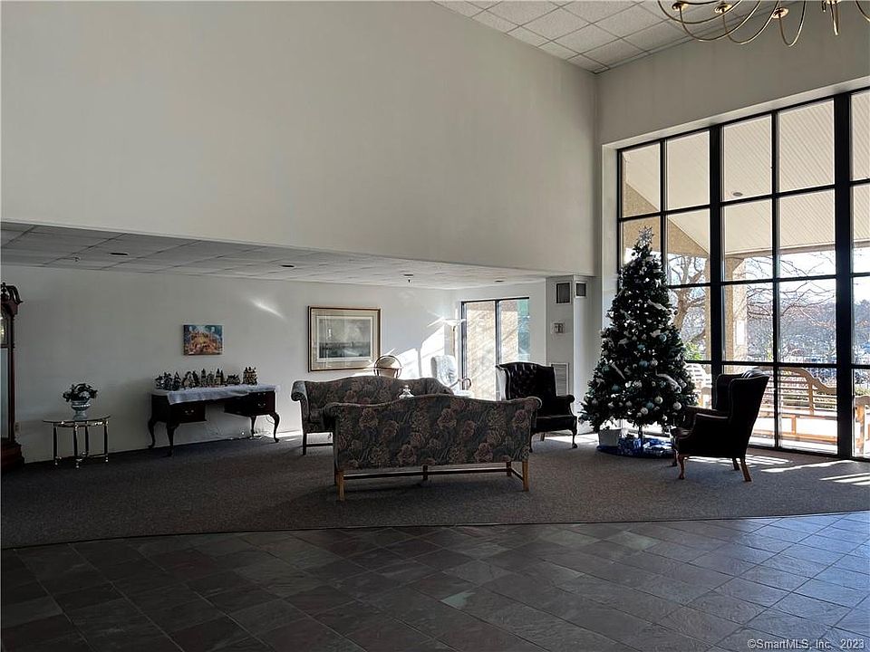 111 Dekoven Dr APT 208, Middletown, CT 06457 Zillow