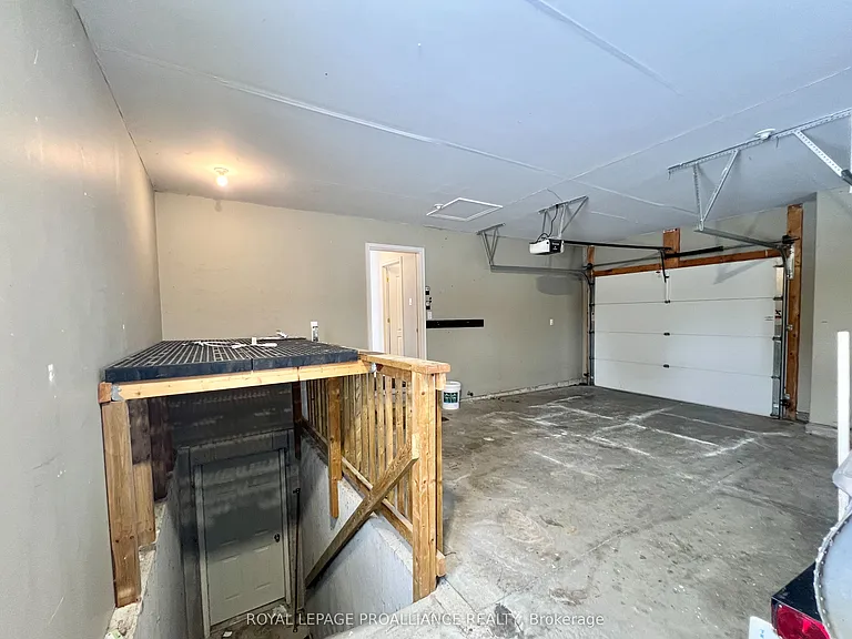 500 Boulton Rd — Photo 38