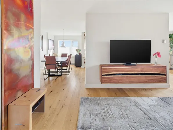 103 Gorge Rd E Unit 602, Victoria, BC V9A 6Z2