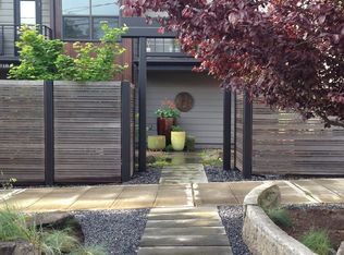 1918 N 46th St #B, Seattle, WA 98103