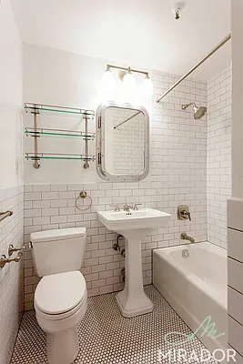 Rented by Mirador Real Estate | media 17