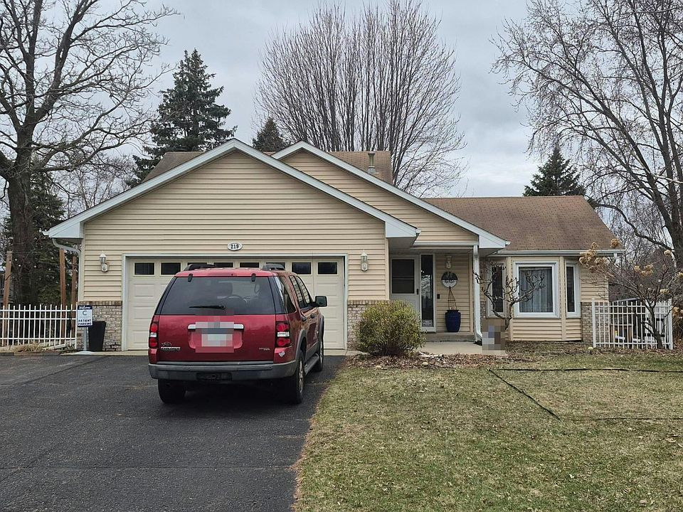 1st image of 219 Wedgewood Dr